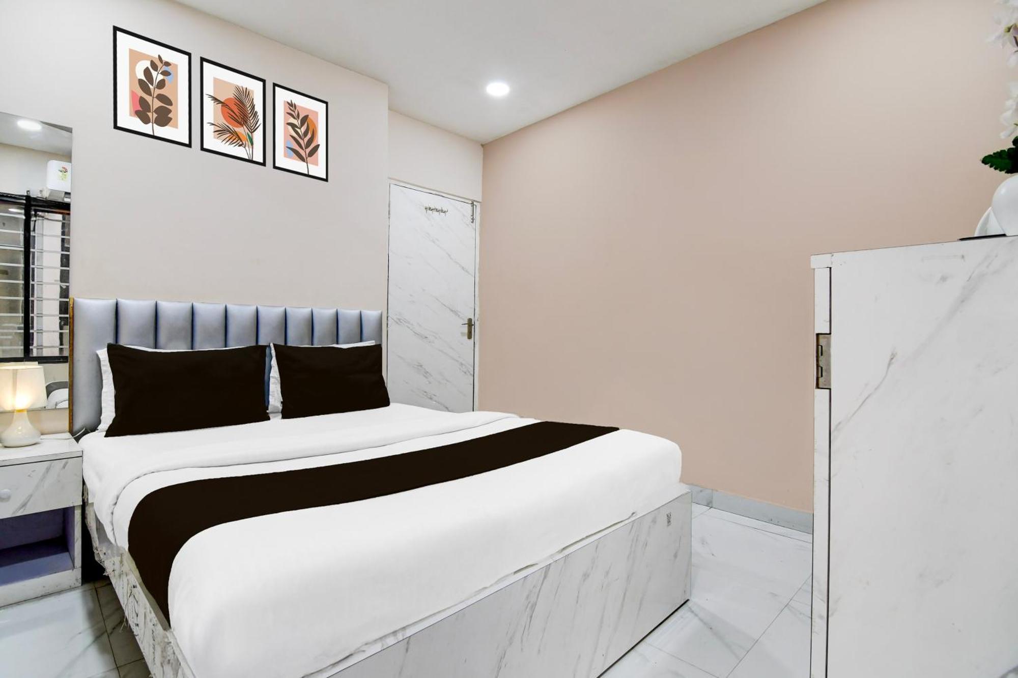 Super Hotel O Marquis Street Formerly Bk International Bara Bazar Экстерьер фото