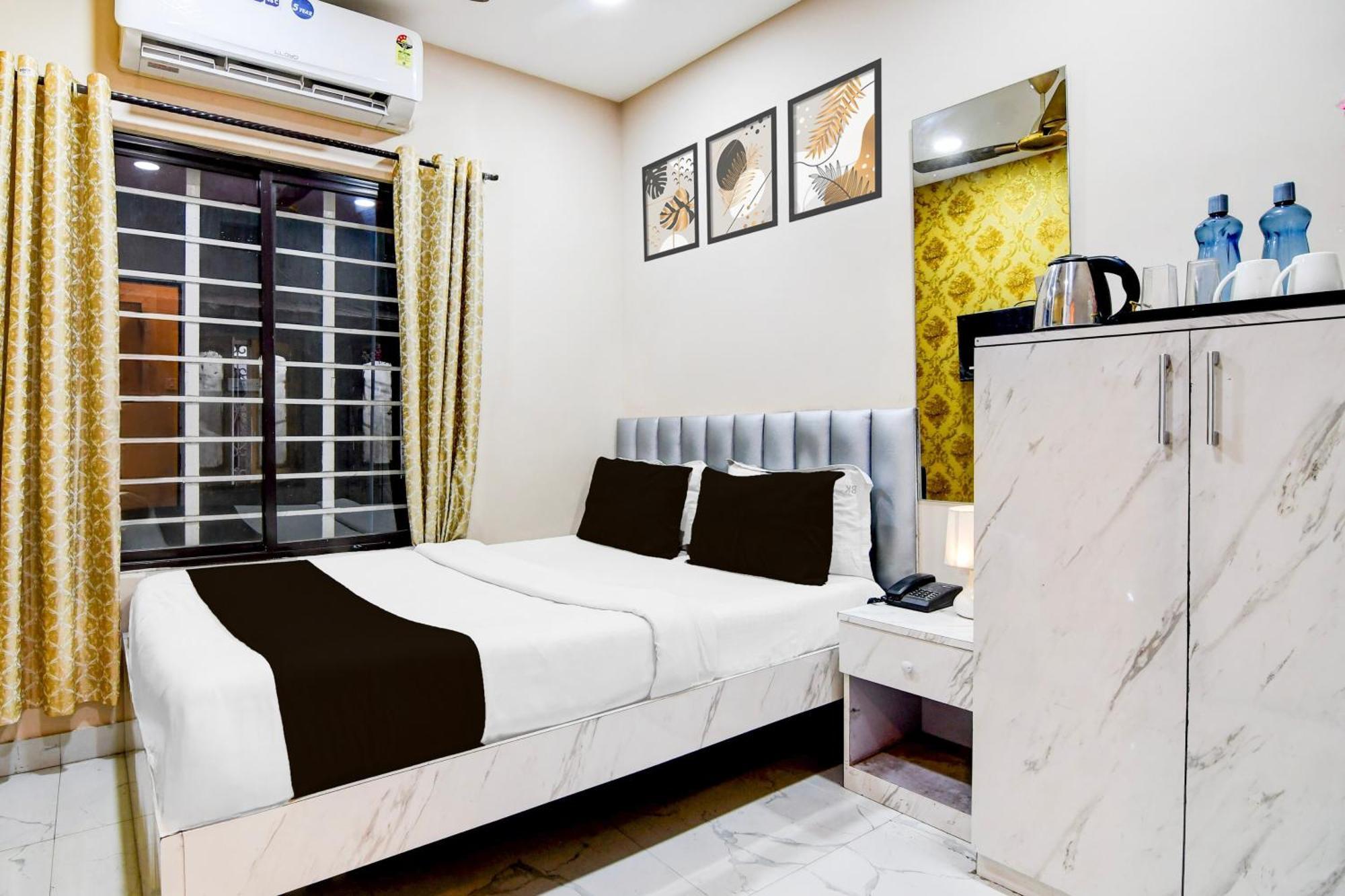 Super Hotel O Marquis Street Formerly Bk International Bara Bazar Экстерьер фото